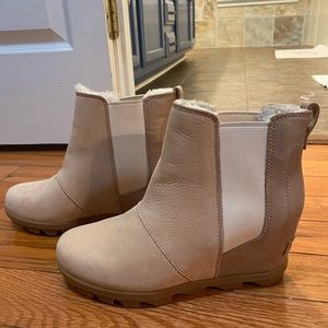Sorel wedges - size 9